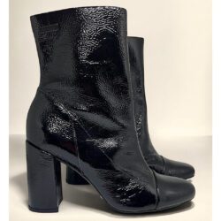 Bota Carmin, 35