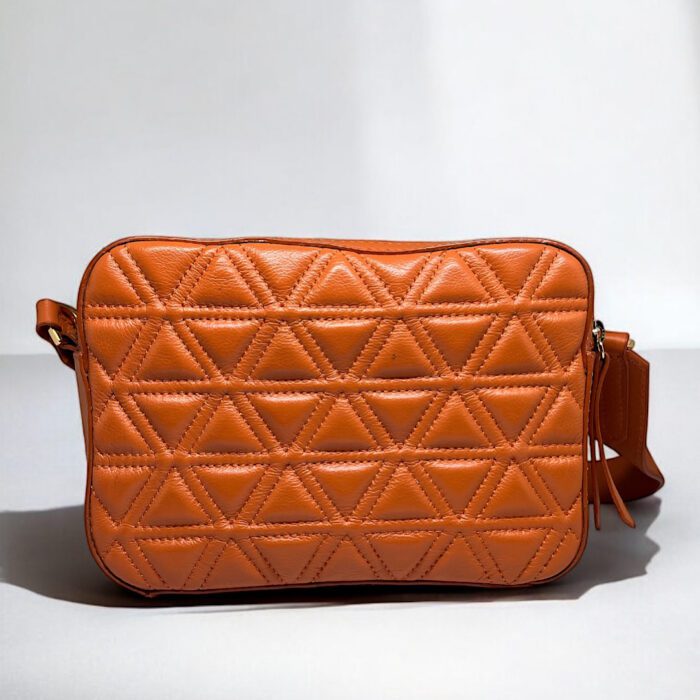 Bolsa Crossbody Schutz Lili Matelassê Triangle