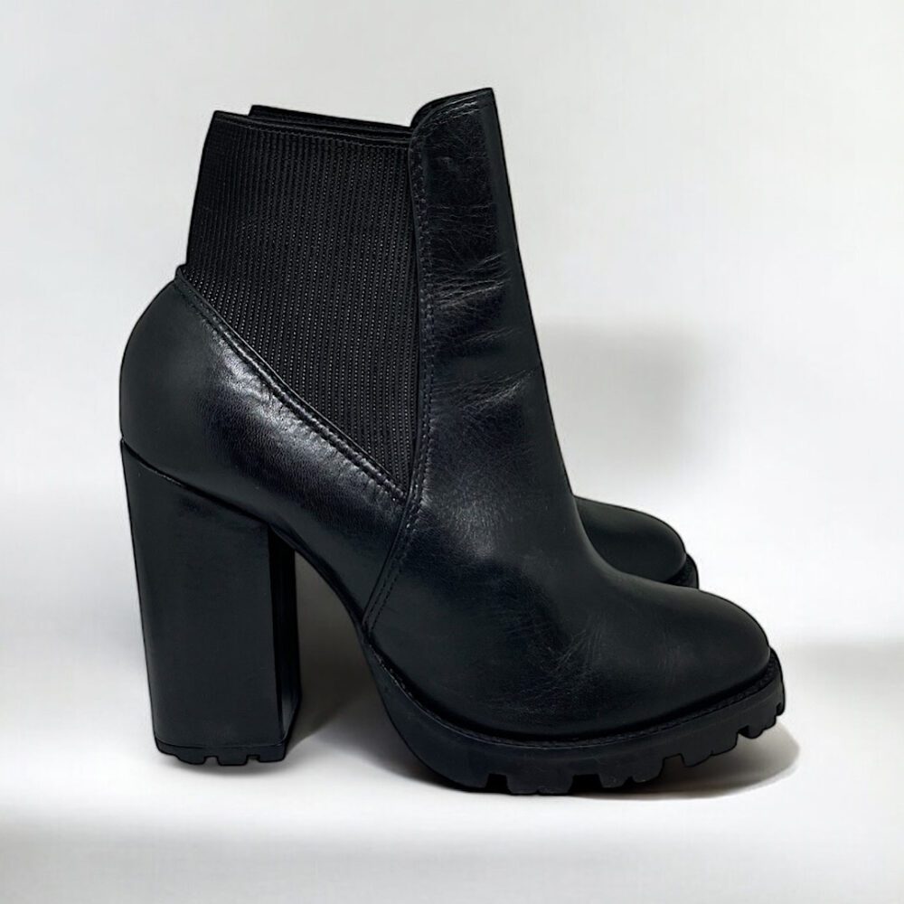 Bota Schutz, 36